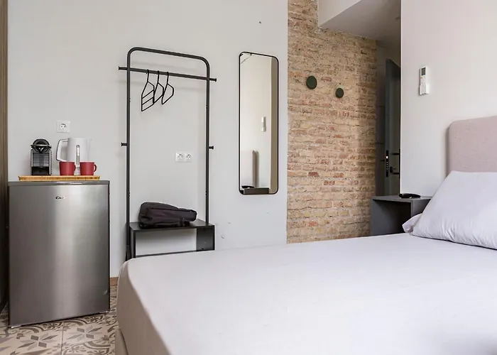 Valentin Suites
